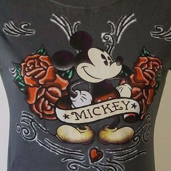 Disney Mickey Mouse Womens Gray T Shirt Roses Size Small Jerry Leigh - Picture 1 of 12